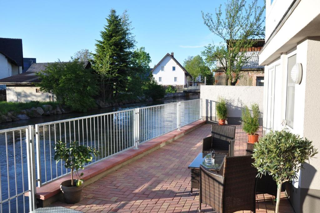Gaestehaus Am Bach Руст Екстериор снимка