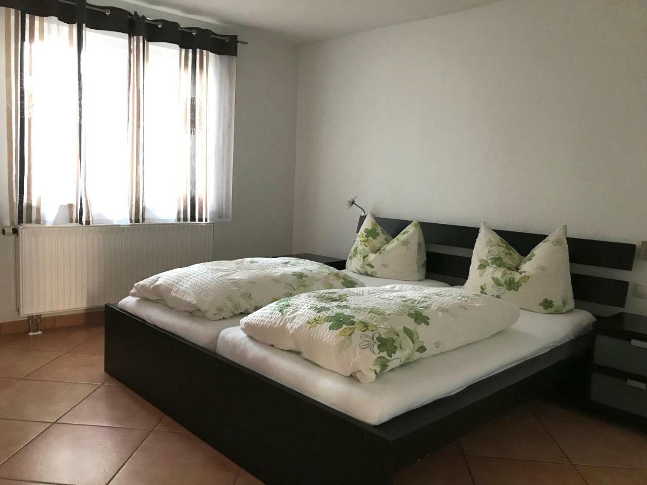 Gaestehaus Am Bach Руст Екстериор снимка