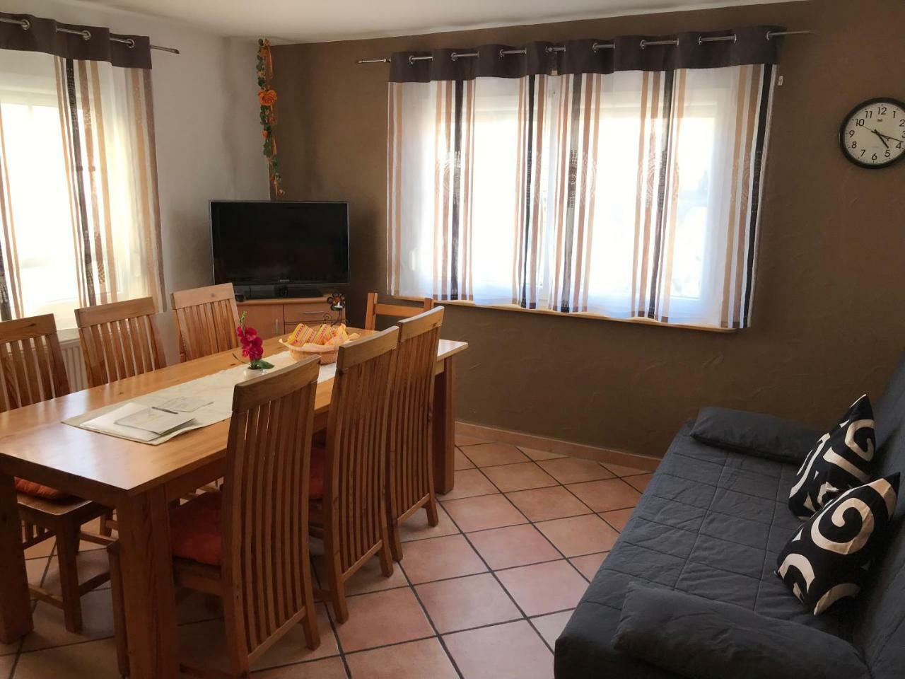 Gaestehaus Am Bach Руст Екстериор снимка