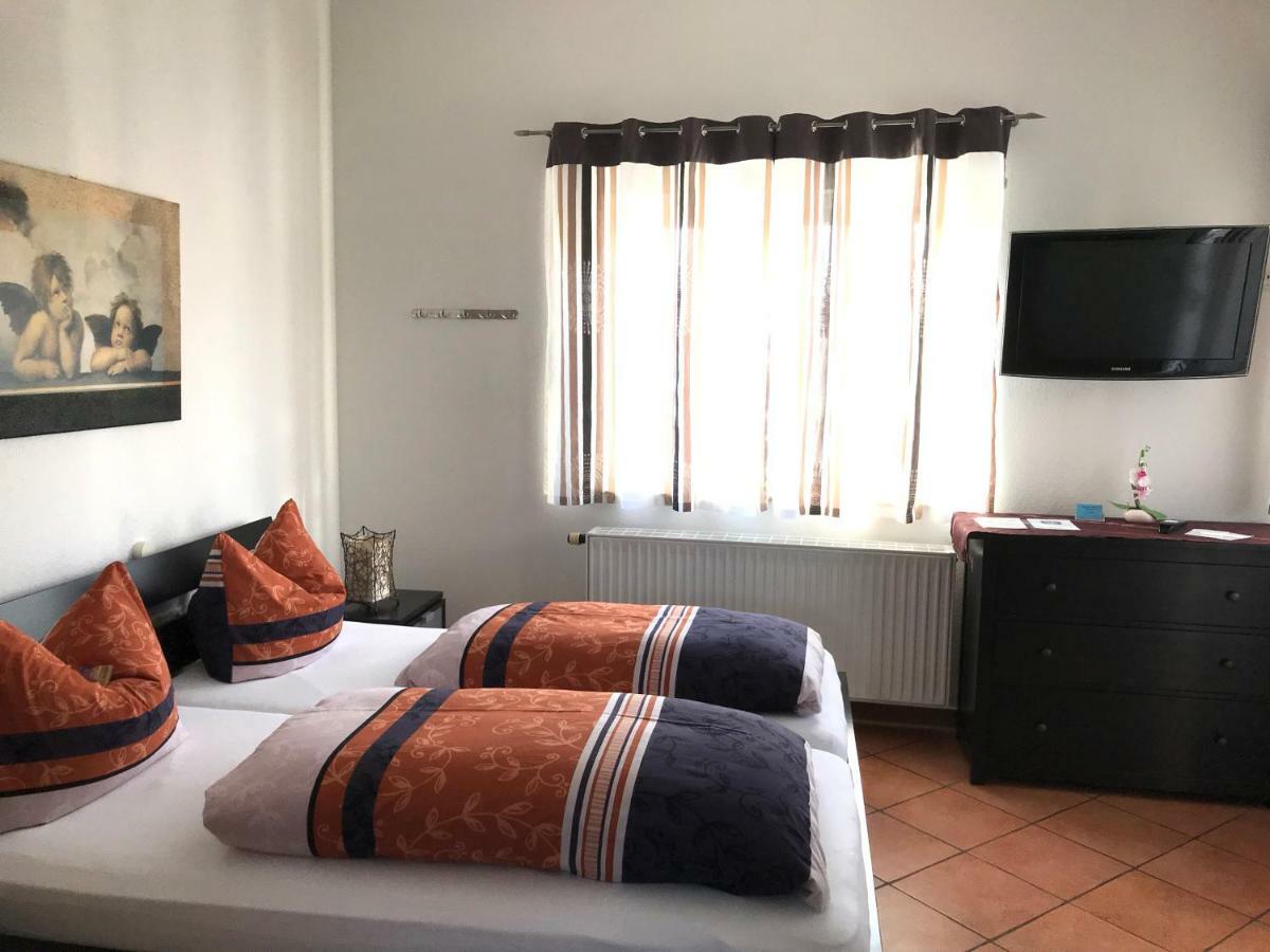 Gaestehaus Am Bach Руст Екстериор снимка